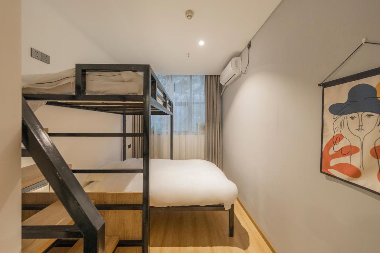 Fangorn Hostel Chongqing Exterior photo